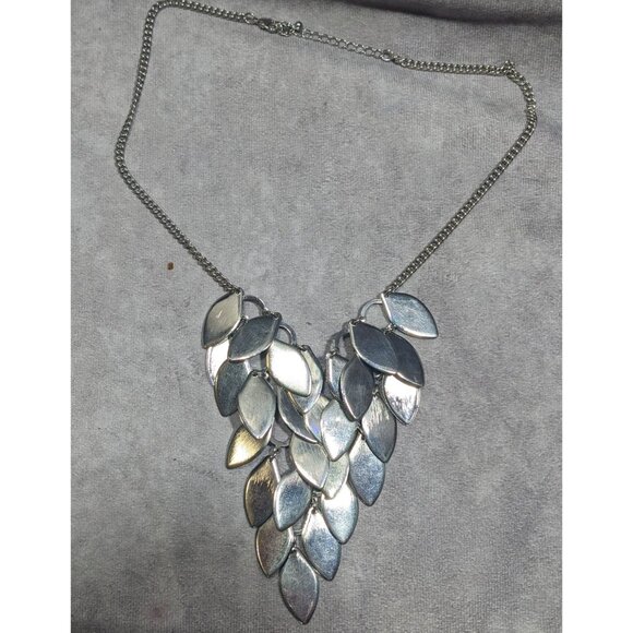 Whimsical Dragon Scale Chain Mail Bib Necklace - Picture 8 of 8